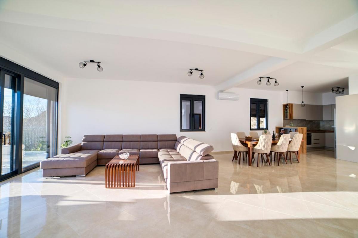 Villa Jelena With Private Pool - Lapcici Budva Exteriér fotografie