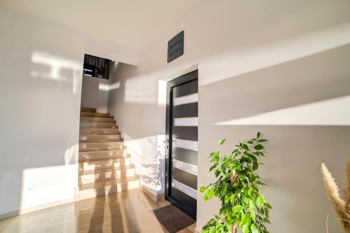 Villa Jelena With Private Pool - Lapcici Budva Exteriér fotografie
